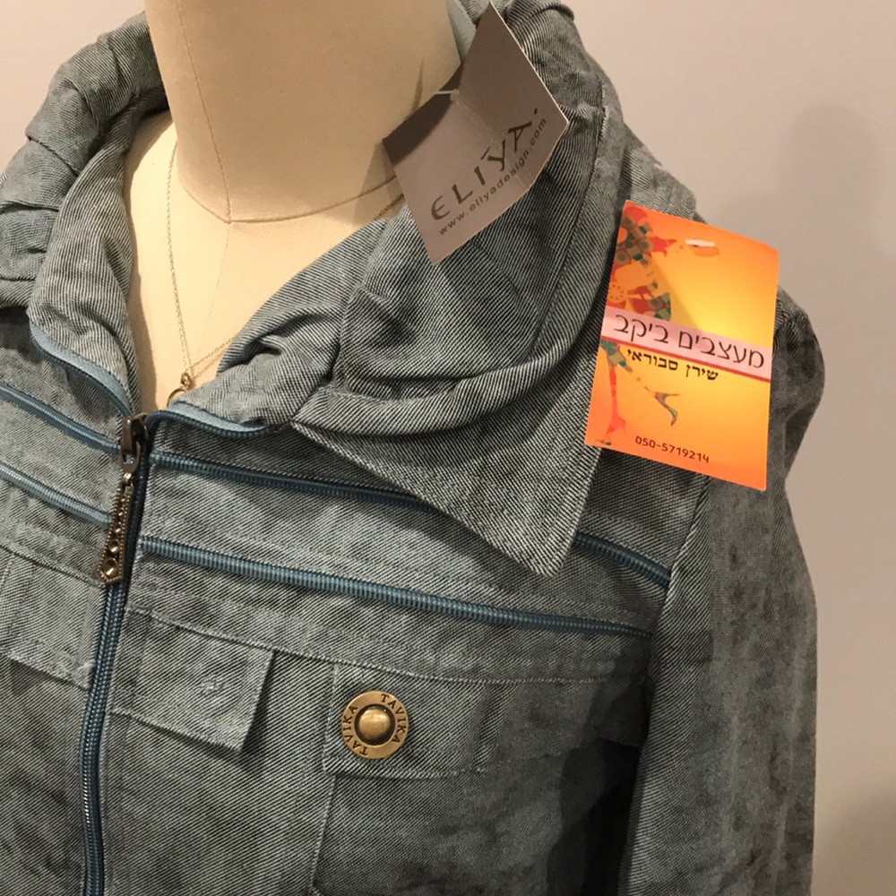 Jacket - Picture 4 of 4